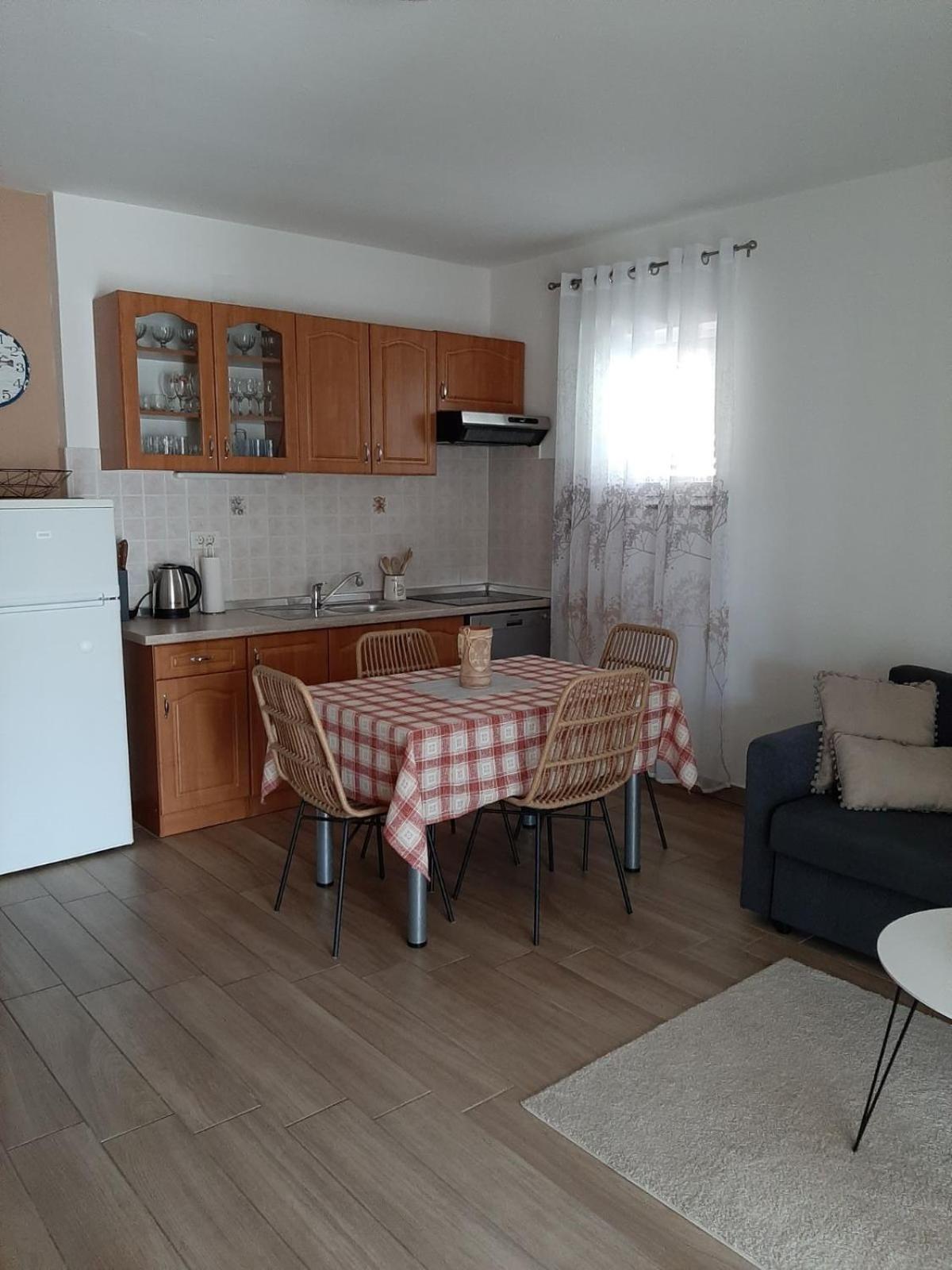 Apartament Apartman Mima Porat  Zewnętrze zdjęcie